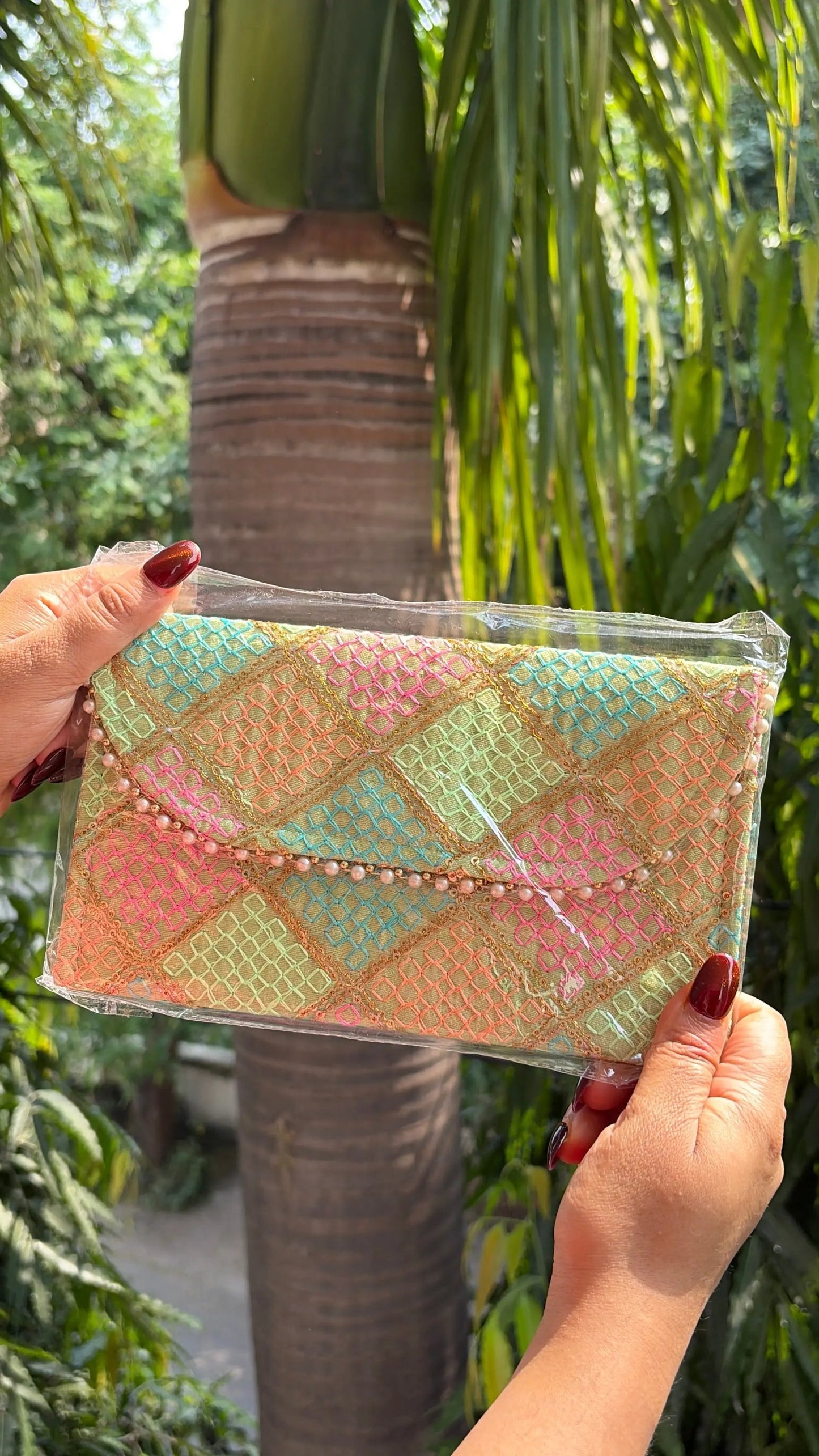 Moti Clutch Bag- Light Green
