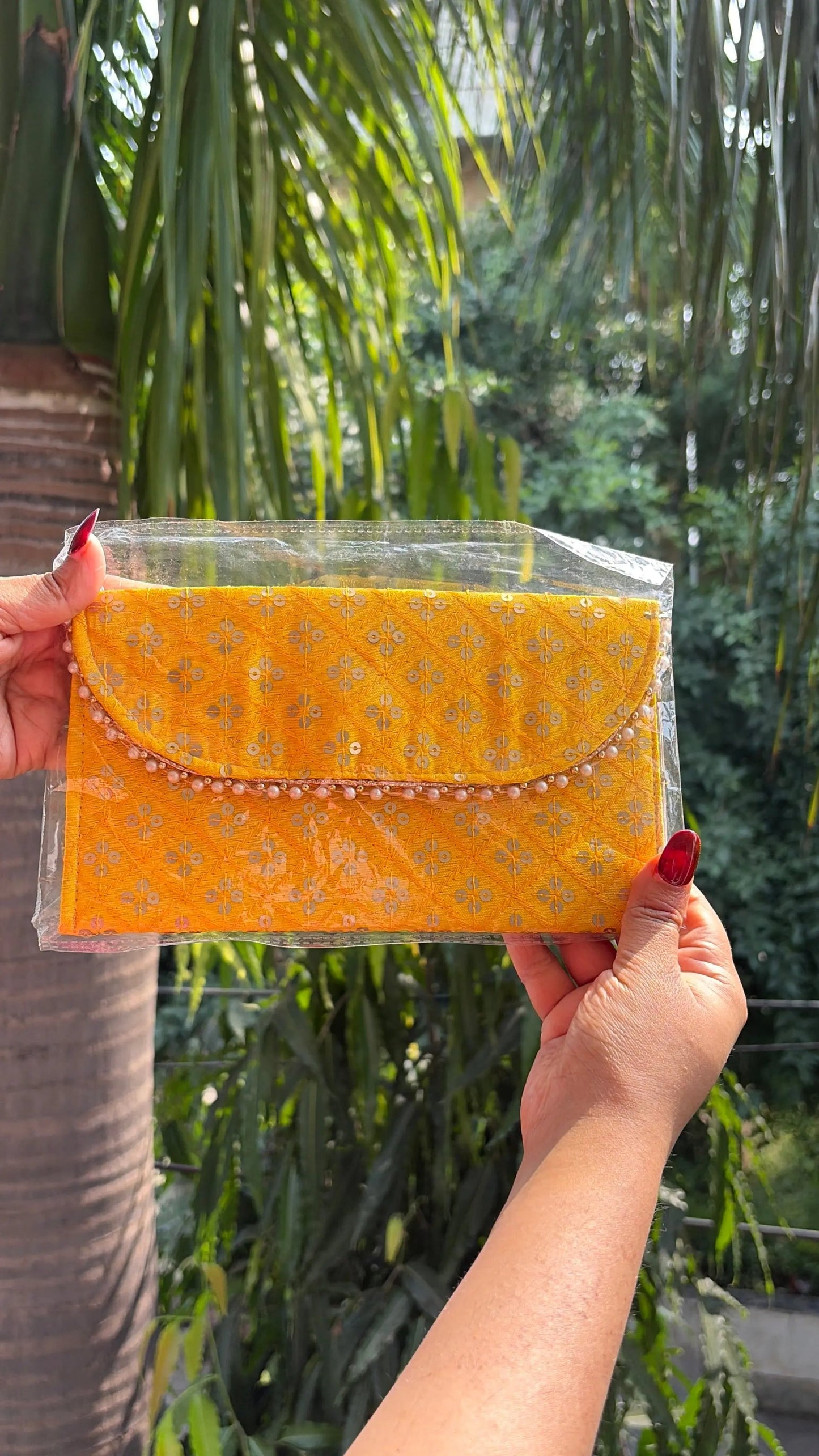 Moti Clutch Bag- Yellow